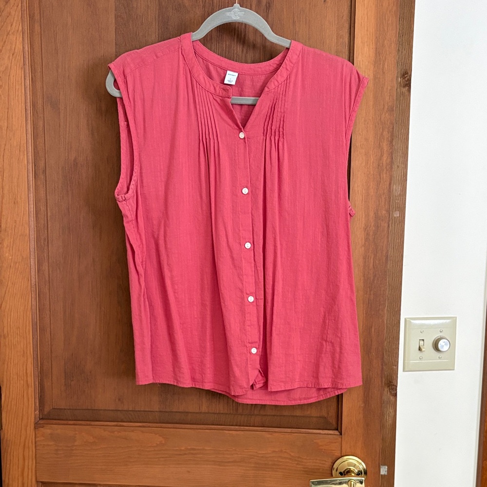 Old Navy Sleeveless Coral Button-Down Shirt